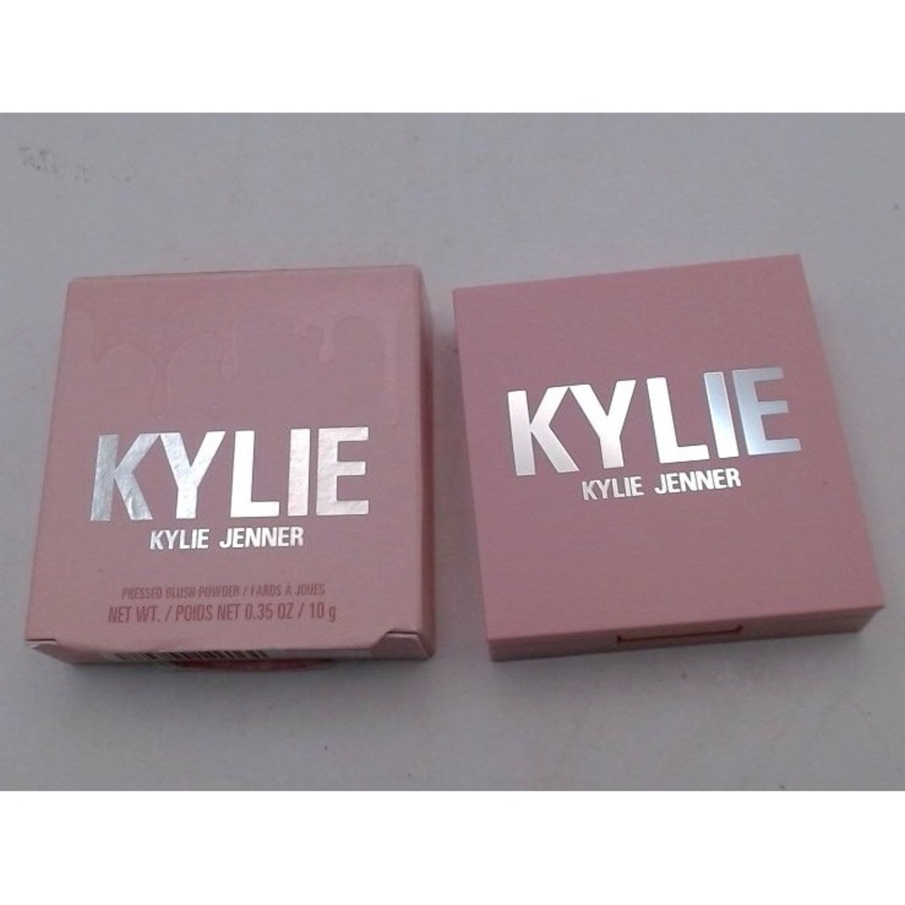 Kylie Cosmetics - Pressed Blush Powder, 727 Crush, BRAND NEW IN BOX
